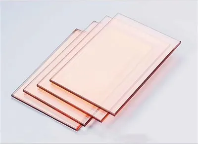 Vetro riflettente rosa